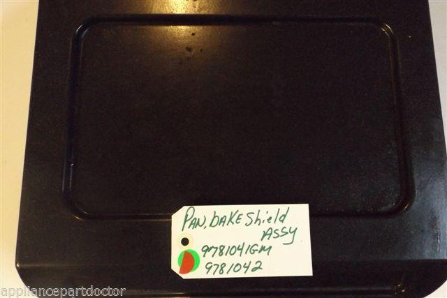 KITCHENAID STOVE 9781041GM 9781042 Pan, bake shield USED PART KITCHENAID STOVE 9781041GM 9781042 Pan, bake shield USED PART